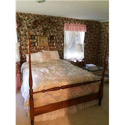 Hitchcock Bed