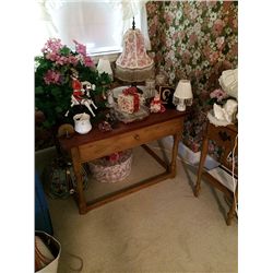 Early Tavern Table