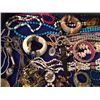 Image 3 : Jewelry Treasure Trove