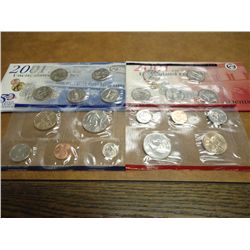 2001 US MINT SET (UNC) P/D (WITH ENVELOPE)