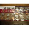 Image 2 : 1985 & 1987 US MINT SETS P/D (WITH ENVELOPES)