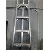 Image 1 : ALUMINUM 9' TRIPOD LADDER