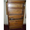 Image 2 : VERY FINE ANTIQUE OAK DRESSER WITH BALL & CLAW FEET & GLASS DRAWERS