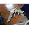 Image 2 : PAINT GUN BLACK- PAINT GUN WM701 - "WELL MADE" & MUDDING PALLET = 3PC TOTAL