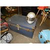 Image 1 : RETRO TRUNK - LARGE