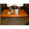 Image 1 : OAK STYLE COFFEE TABLE