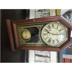 MANTAL CLOCK - GOLDEN TIME - BY BEACON - 31 DAY - WITH KEY AND PENDULUM