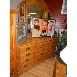 SOLID OAK DRESSER WITH MIRROR