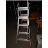 Image 3 : ADJUSTABLE LADDER