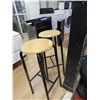 Image 1 : BAR STOOLS - 2