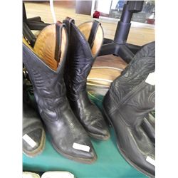 LADIES WESTERN BOOTS - 8