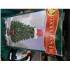 Image 1 : SINGING CHRISTMASS TREE