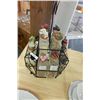 Image 1 : DECORATIVE SPICE RACK AND CONTENTS