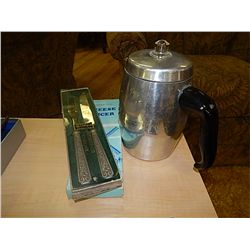 RETRO CHEESE SLICER, COFFEE PERCOLATOR AND CARVING SET