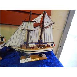 HAND CRAFTED TALL SHIP - 1 PER LOT - BELLE POULE