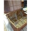 Image 1 : PICNIC BASKET WITH 4 PLASTIC MARTINI GLASSES