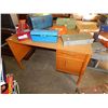 Image 1 : RETRO OAK DESK