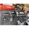 Image 1 : FLOOR JACK - BLACK