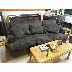 LIKE NEW COUCH / SOFA BED - CORDUROY UPHOLSTERED WITH 2 ACCENT CUSIONS - MATTRESS IN REALLY GOOD CON