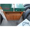 Image 1 : CABINET ON WHEELS
