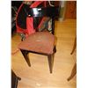 Image 1 : BLACK CHAIR