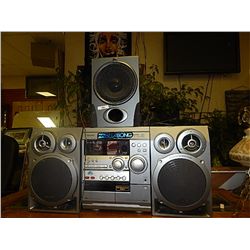 AIWA 4 PC STEREO SET