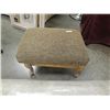 Image 1 : STOOL WTH CUSION TOP
