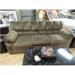 UPHOLSTERED CHESTERFIELD - NEW