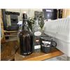 Image 1 : BOTTLES AND MUGS