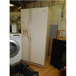 FRIDGE - SIDE BY SIDE - WITH WATER AND ICE DISPENSER