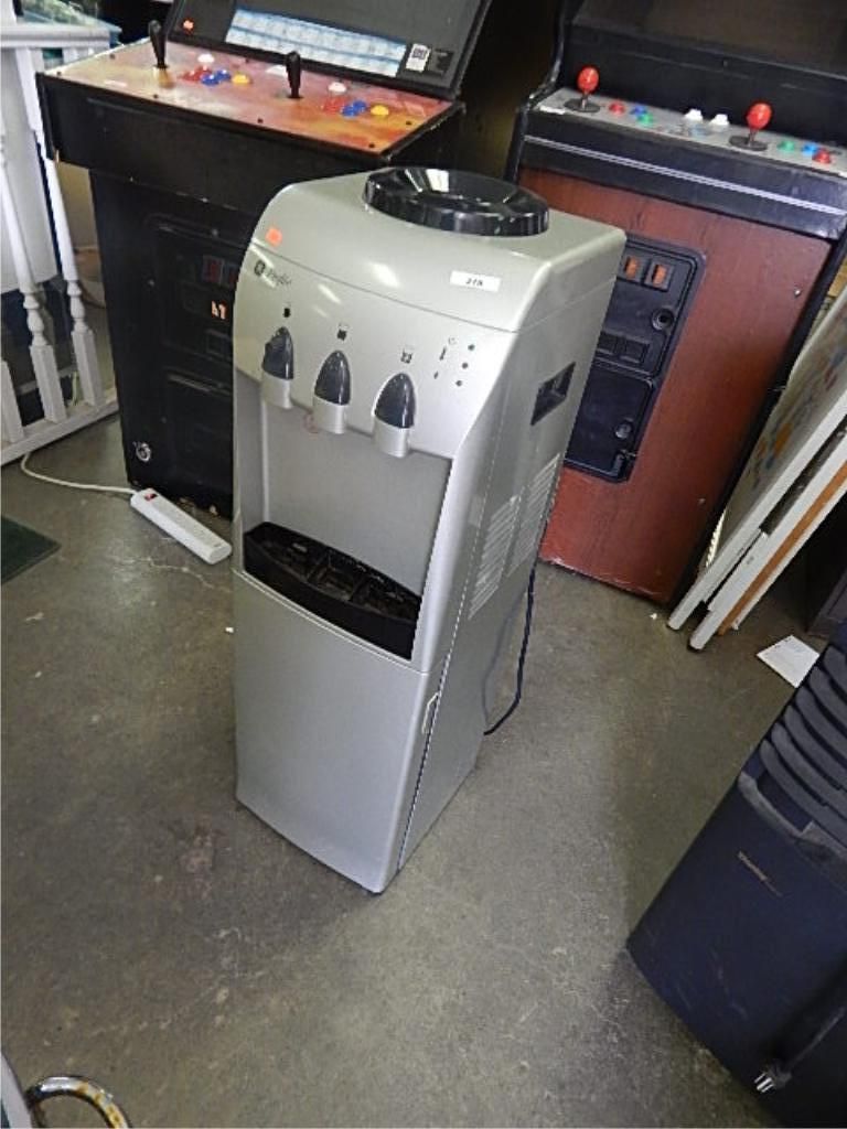 GE PROFILE WATER DISPENSER COOLER, HEATER AND LOWER FRIDGE