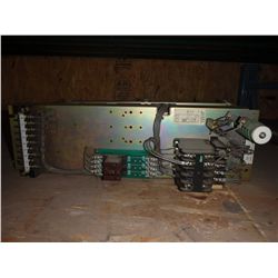 Fanuc Velocity Control Unit Model: A06B-6035-H422 H423 B/N: A20B-0004-0171/11D