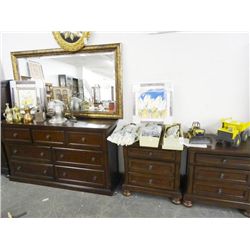 King Bed, Dresser, Chest, Nightstands (2) Mirror