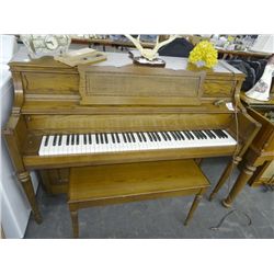 Yamaha Oak Console Piano - Needs Pedal Repair