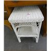 Image 1 : White Wicker Stand