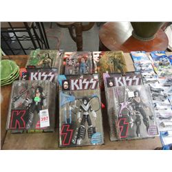 6 Kiss or Chucky Figures - 6 Times the Money