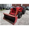 Image 1 : 1968 Ford Dsl. Farm Tractor, Loader Bucket