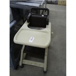 Rubbermaid Plastic High Chair