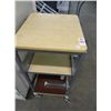 Image 2 : Check Stand