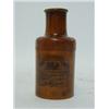 Image 1 : A YEW WOOD MEDICINE BOTTLE CASE, 'H.P. Truefitt', (screw thead s.d.), height 15cm  20-30...