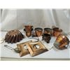 Image 2 : LOT 11 ASSORTED COPPER AND METAL MOLDS & POTS