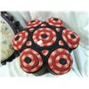 Image 2 : LOT 2 VINTAGE LAP SEWING CUSHIONS