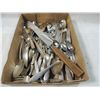 Image 1 : BOX LOT SILVER PLATED & STAINLESS STEEL SILVERWARE