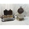 Image 2 : LOT 2 VINTAGE ELECTRIC WAFFLE IRONS
