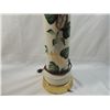 Image 3 : LARGE PORCELAIN TALL LEAF DETAIL LAMP
