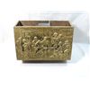 Image 1 : BRASS OVER WOOD MAGAZINE HOLDER PEOPLE AROUND TABE