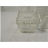 Image 2 : LOT 3 VINTAGE REFRIGERATOR DISHES
