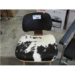 MODERN COW HIDE ACCENT CHAIR