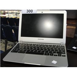 SAMSUNG CHROME 11.5" LAPTOP (NO CORDS)