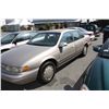 Image 2 : 1995 FORD TAURUS GL 4DR VIN# 1FALP52U3SG176465